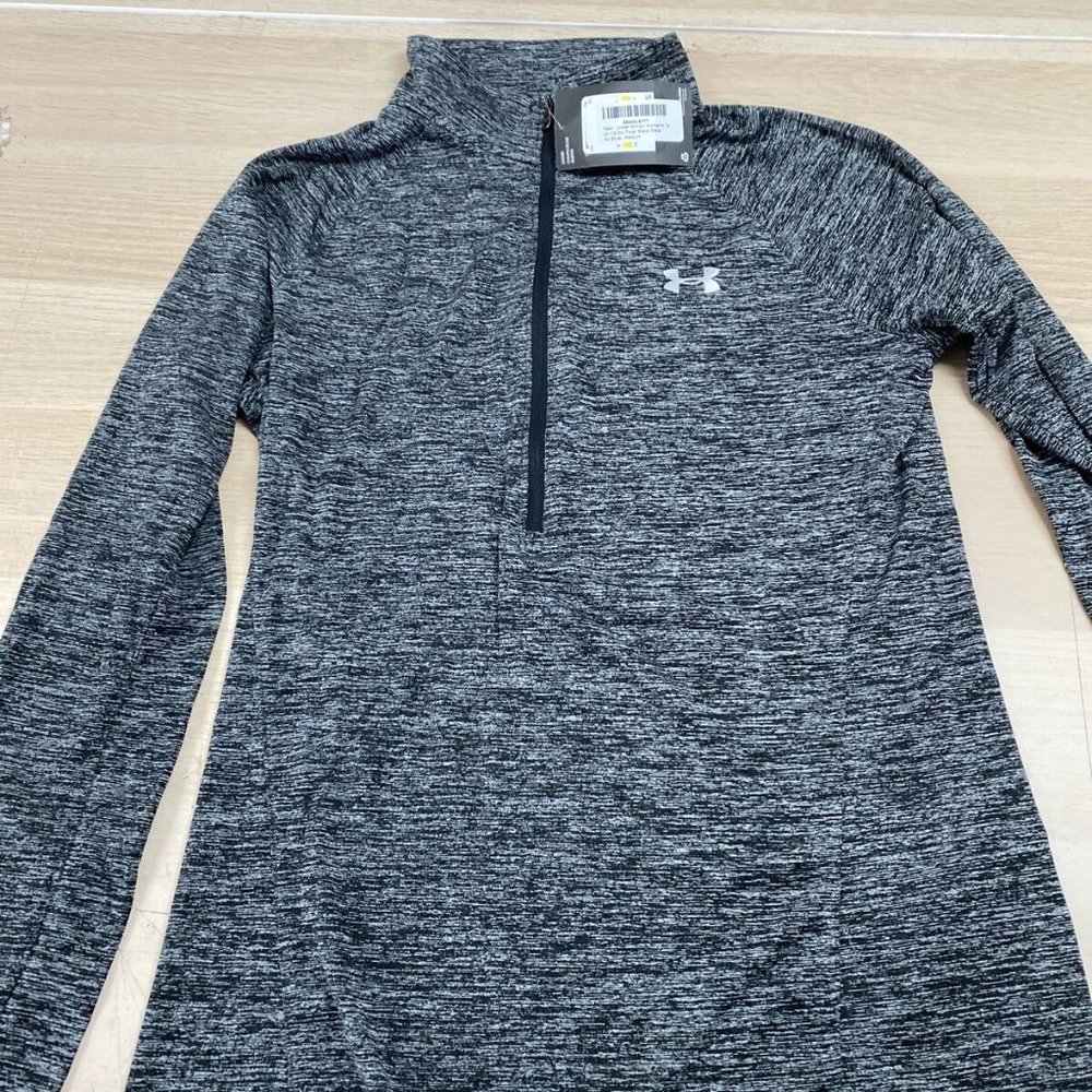Under Armour Women’s Tech 1/2 Zip Twist, Black/Metallic Silver, Medium